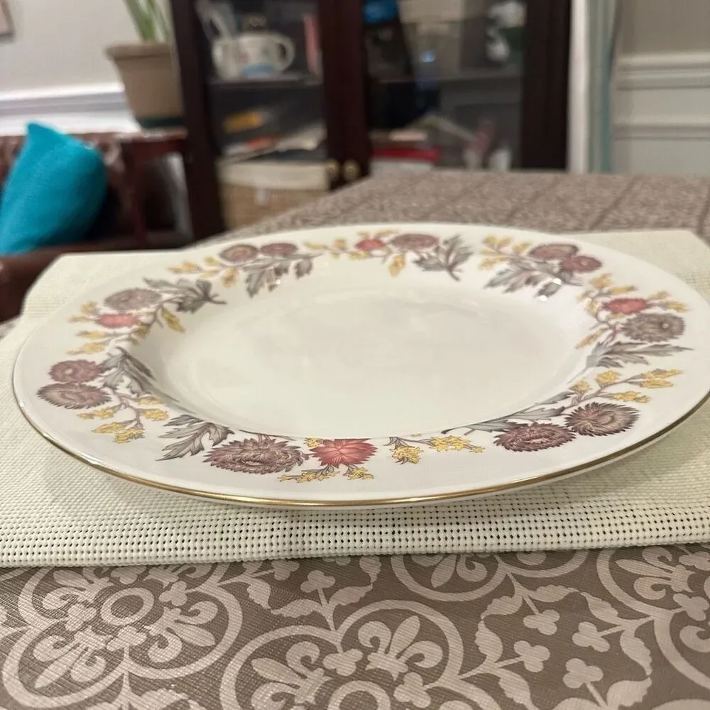Wedgwood‎ England Linchfield Pattern Fine Bone China Large Round Serving Platter